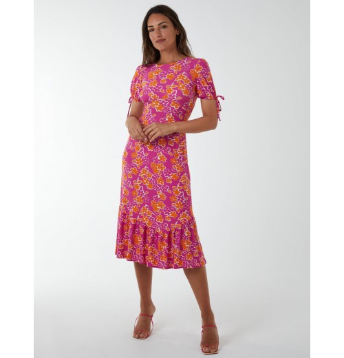 Crew Neck Midi Dress With Scrunchie Back Detail Crew Neck Midi Dress With Scrunchie Back Detail